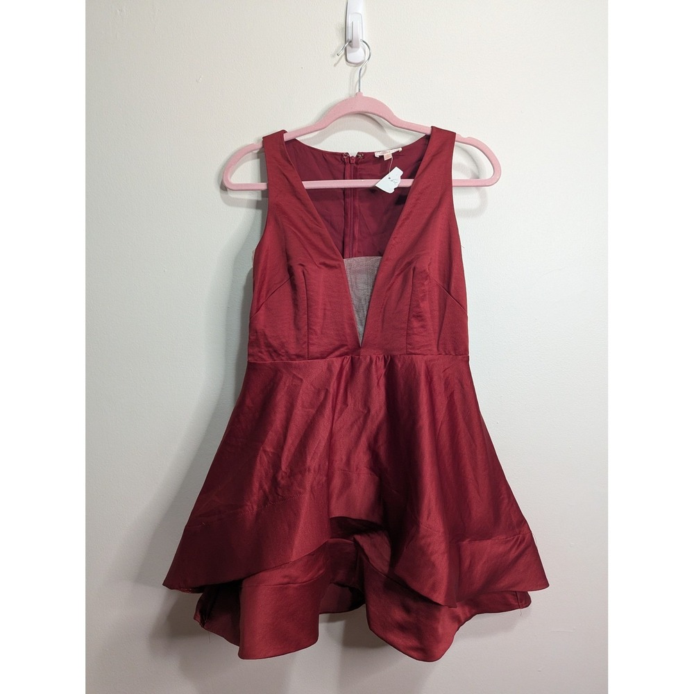 Luxxel Burgundy V-Neck Tiered Bubble Hem Cocktail Dress LD5948 Wine Red Medium